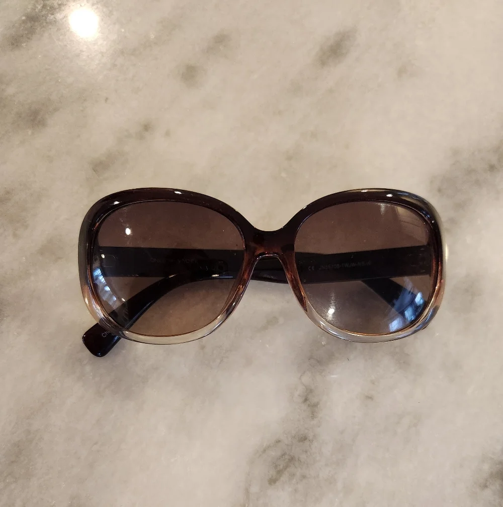 Jones New York | Plastic Brown Sunglasses